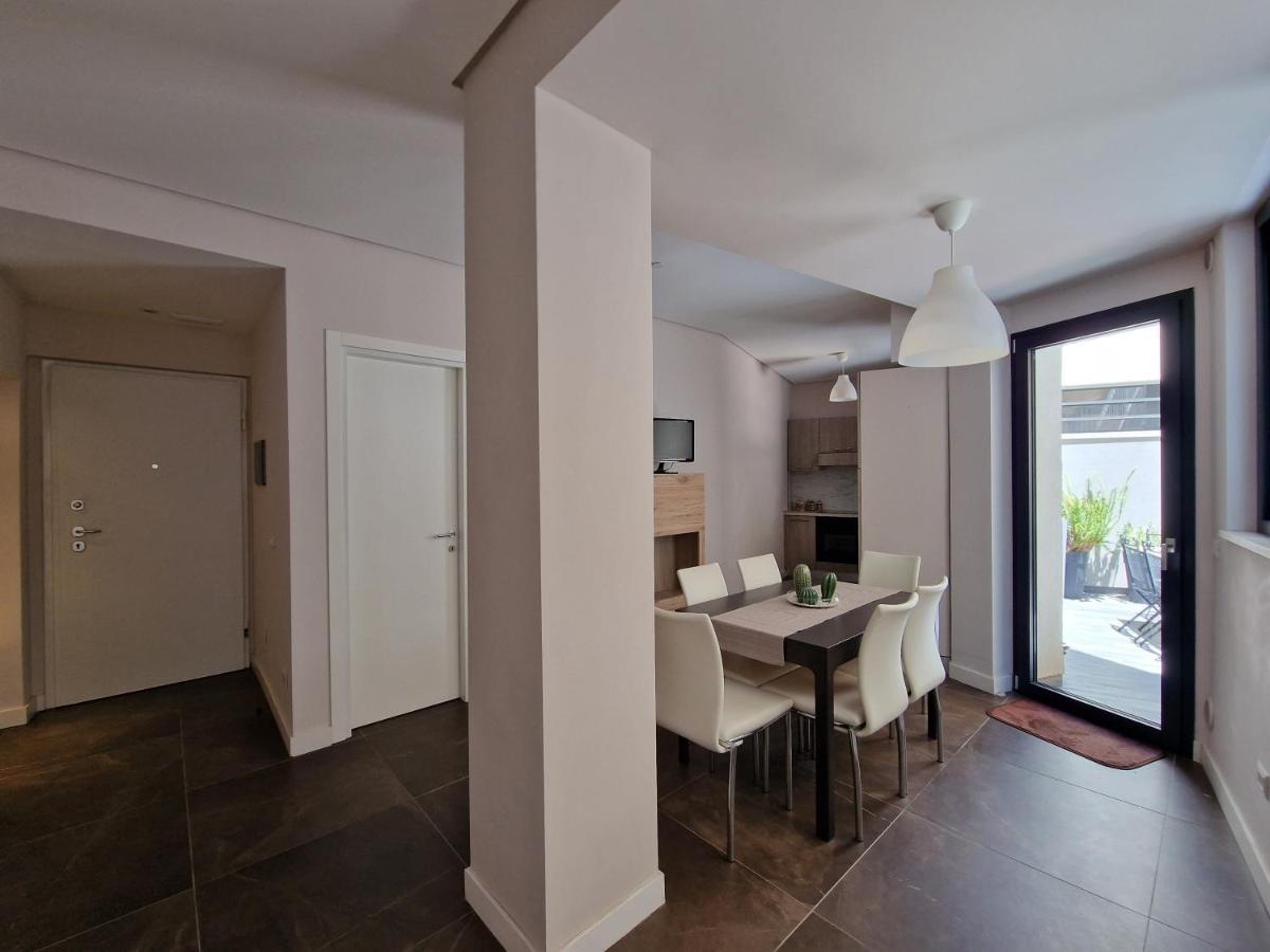 The White Domus Apartamento Taormina Exterior foto