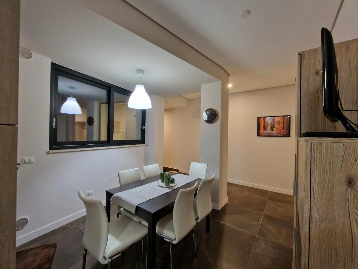 The White Domus Apartamento Taormina Exterior foto